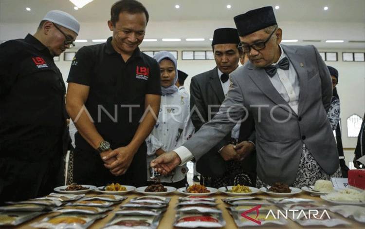 Kemenhaj: Potensi Ekonomi Haji dan Umrah Capai Rp80 Triliun Per Tahun