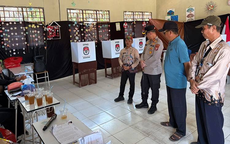 Kapolres Seruyan Tinjau Pelaksanaan Pilkades di Desa Bangkal dan Salonok