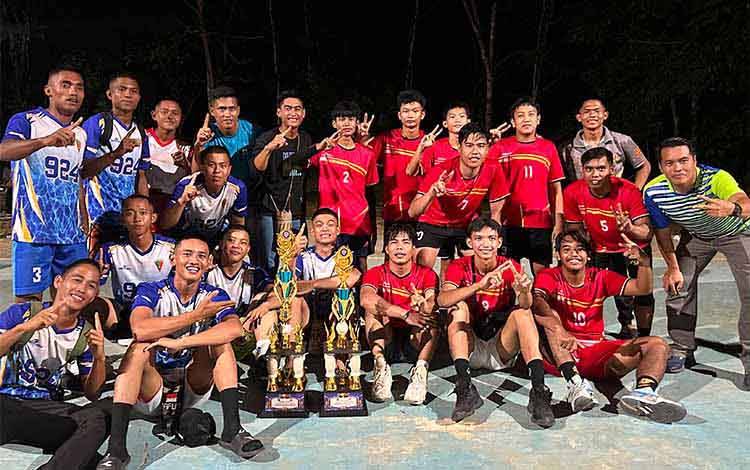Yonif TP 924/Uria Mapas Juara Kades Cup II Desa Tangkan, Danyon Tegaskan Komitmen Bina Atlet Muda
