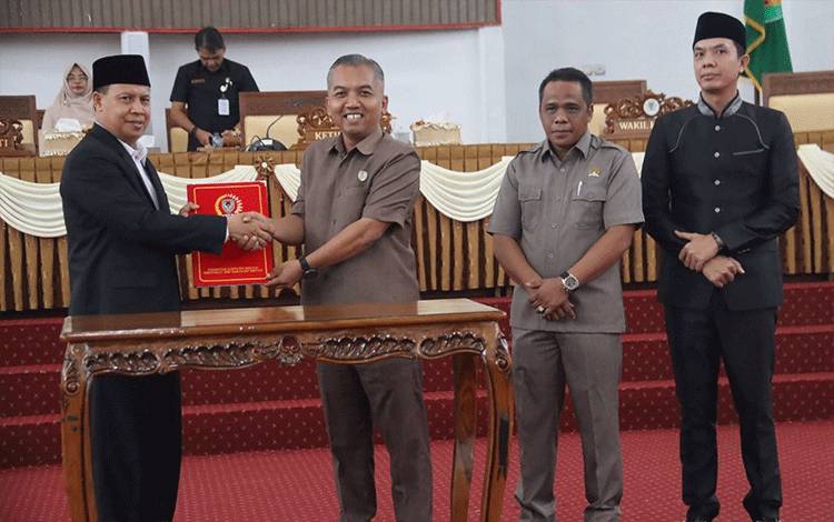 DPRD Seruyan dan Pemkab Sepakati Raperda Pertanggungjawaban APBD 2025
