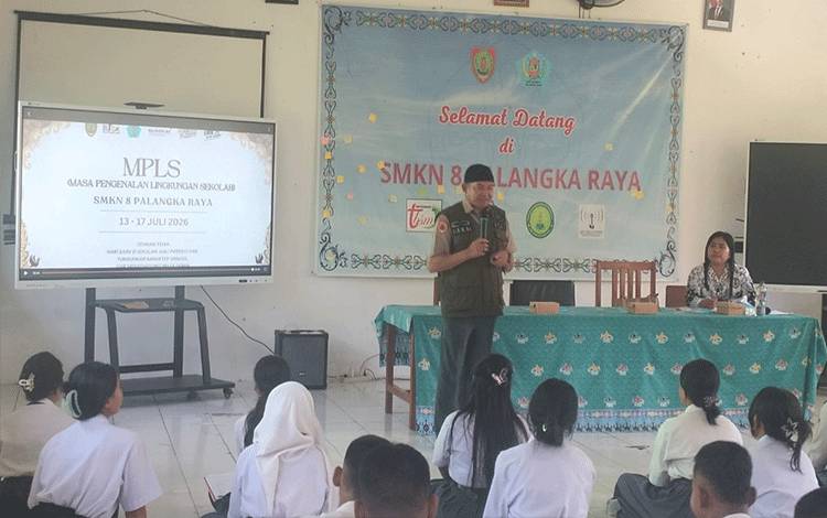 BPBD Palangka Raya Sosialisasikan Mitigasi Bencana di SMKN 8