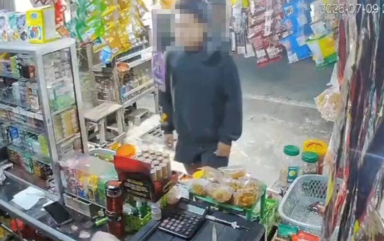 Bermodal Uang Mainan, Pemuda di Banjarmasin Bawa Pulang Rokok dan Uang Kembalian