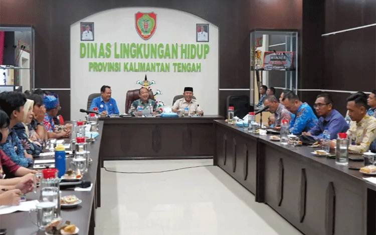 DLH Kalteng Terima Kunker dan Kaji Banding Komisi II DPRD Kotim