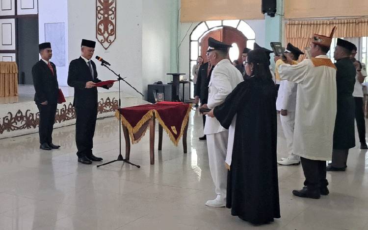 Bupati Gunung Mas Lantik 145 Pejabat, Minta Terapkan Smart Kerja 5As