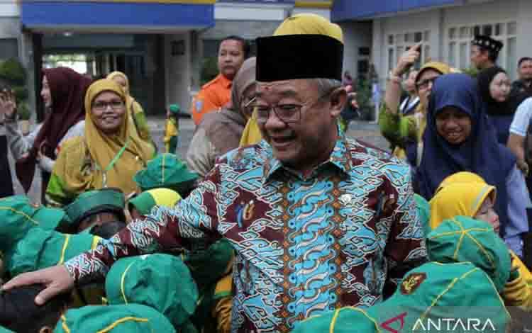 Mendikdasmen Ajak Perkuat Perlindungan Anak dari Dampak Negatif Gawai