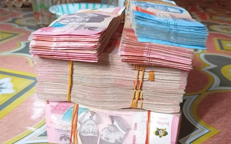 Anggota DPRD Palangka Raya Imbau Warga Tidak Pamer Uang dan Perhiasan di Sosmed