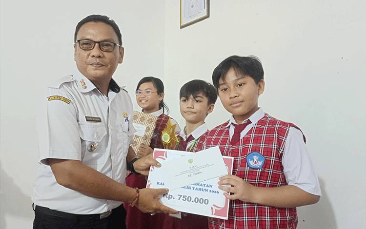 SDN Pulang Pisau 2 Juara I Cerdas Cermat Kahayan Hilir, Siap Wakili Kecamatan ke Tingkat Kabupaten