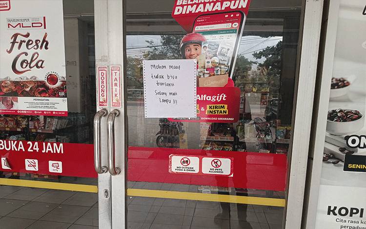 Pemadaman Listrik Juga Lumpuhkan Operasional Alfamart di Kuala Kapuas, Transaksi Terhenti