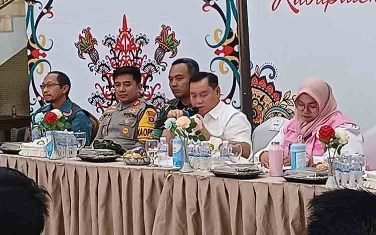 Bupati Kotim Perkuat Antisipasi Karhutla Agar Tak Ganggu Penerbangan