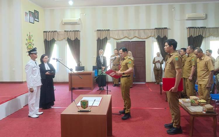 Bupati Pulang Pisau Lantik Penjabat Kades Tahawa dan 4 Anggota BPD
