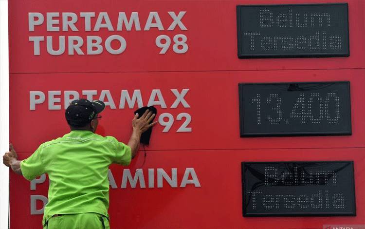 Pengamat: Perpindahan Konsumen Pertamax ke Pertalite Perlu Perhatian
