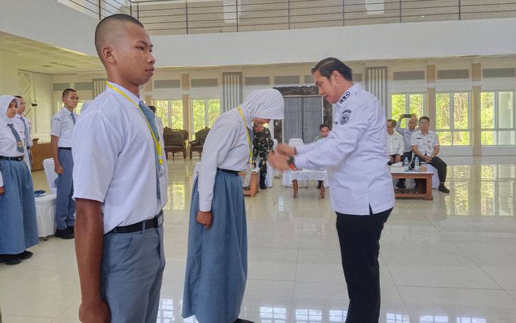 Wabup Pulang Pisau Resmi Buka Diklat Paskibraka 2026, Tekankan Disiplin dan Ketangguhan Generasi Muda