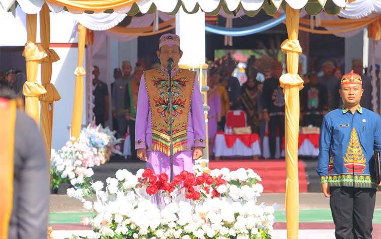 Bupati Selanorwanda Pimpin Upacara HUT ke-24 Seruyan, Gubernur Tekankan Sinergi dan Pelayanan Masyarakat