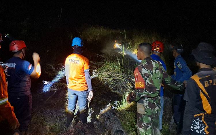 Kebakaran Lahan Dekat Pasar Induk Nanga Bulik Berhasil Dipadamkan
