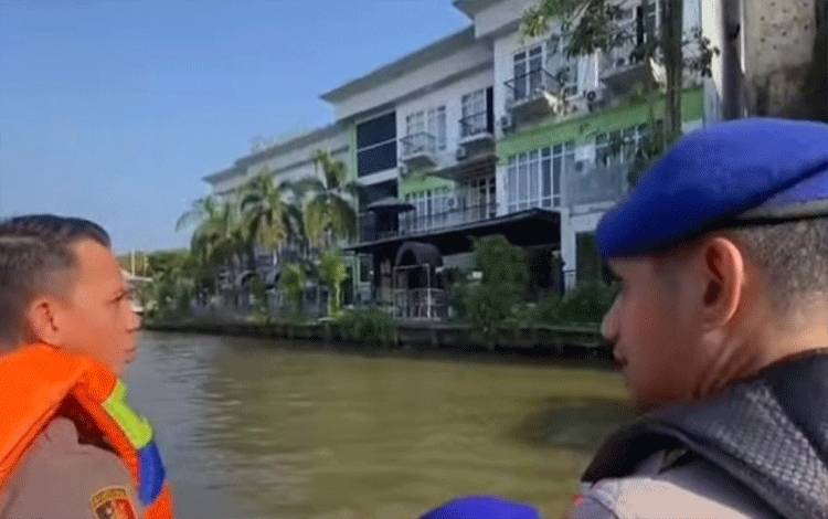 Pria Terpeleset Saat Hendak Mandi, Ditemukan Meninggal di Sungai Martapura