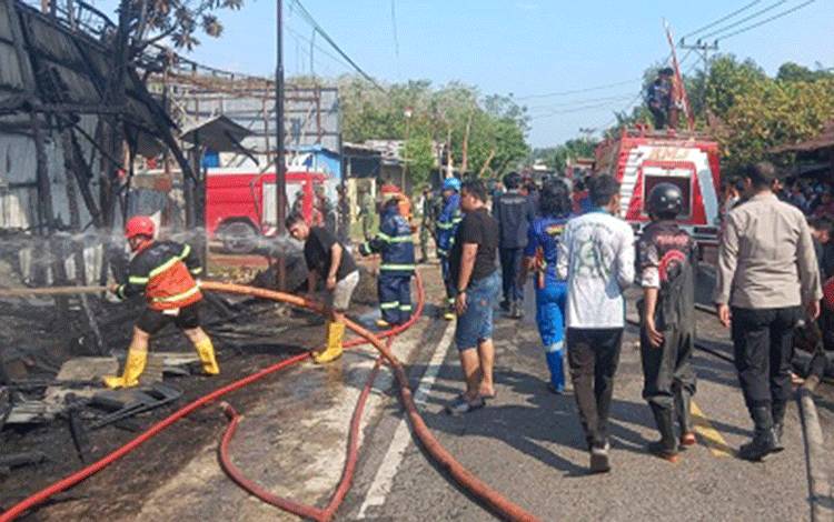 Rumah Dua Lantai di Desa Matabu Barito Timur Ludes Terbakar