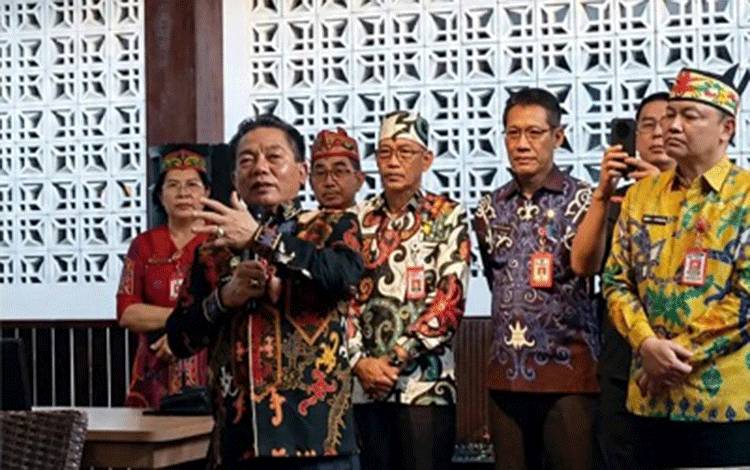 Kapuas Terima Program Cetak Sawah Hampir 9.000 Hektare dan Ratusan Alat Pertanian