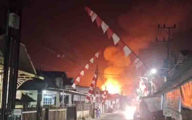 Kebakaran Melanda Permukiman Padat Kelayan B Banjarmasin
