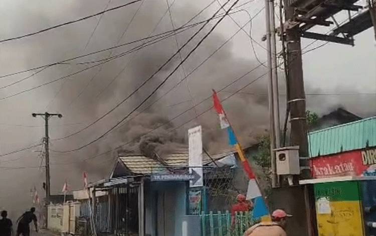 Kebakaran Melanda Permukiman Padat Zafri Zam Zam Banjarmasin