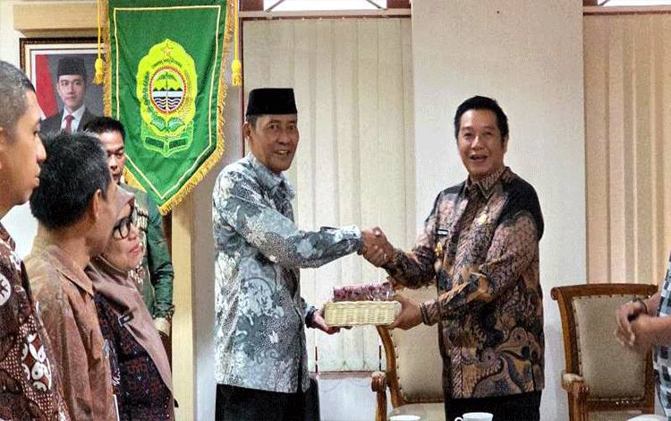 Pemkab Barut Pelajari Inovasi Ketahanan Keluarga hingga Pengelolaan Sampah di Bantul
