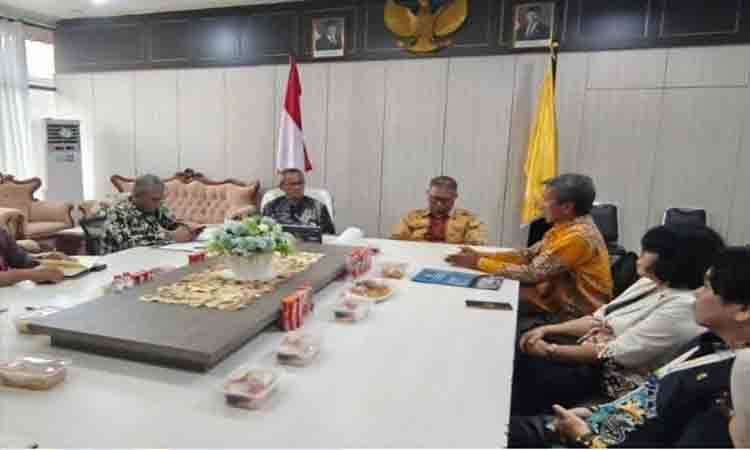 Balai Bahasa dan Pemko Palangka Raya Perkuat Sinergi Kebijakan Kebahasaan