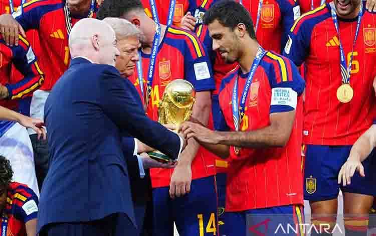 Barcelona Resmi Umumkan Kedatangan Rodri