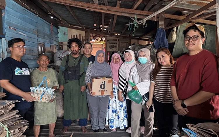 Peringati HUT ke - 81 RI, Puskesmas Marina Permai Bagikan Tali Asih kepada Masyarakat