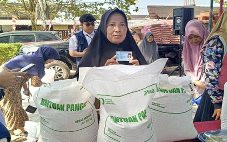 Bulog Kotim Salurkan 1.147 Ton Beras untuk 38.261 Penerima Bantuan Pangan