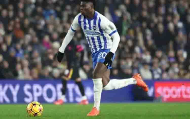 Manchester United Jajaki Transfer Carlos Baleba dari Brighton