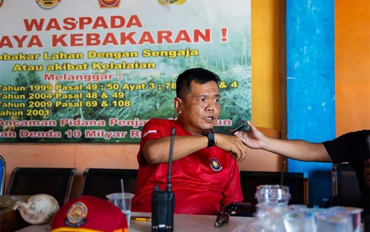 Kadis Damkar Kobar Ingatkan Warga Tidak Bakar Lahan, Api Kecil Bisa Meluas Puluhan Hektare