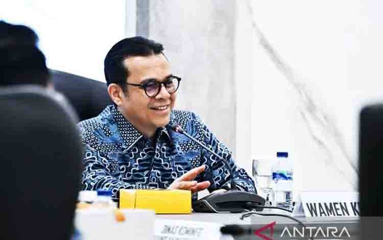 Wamenkomdigi Nilai Ilmu Filsafat Akan Relevan dalam Perkembangan AI