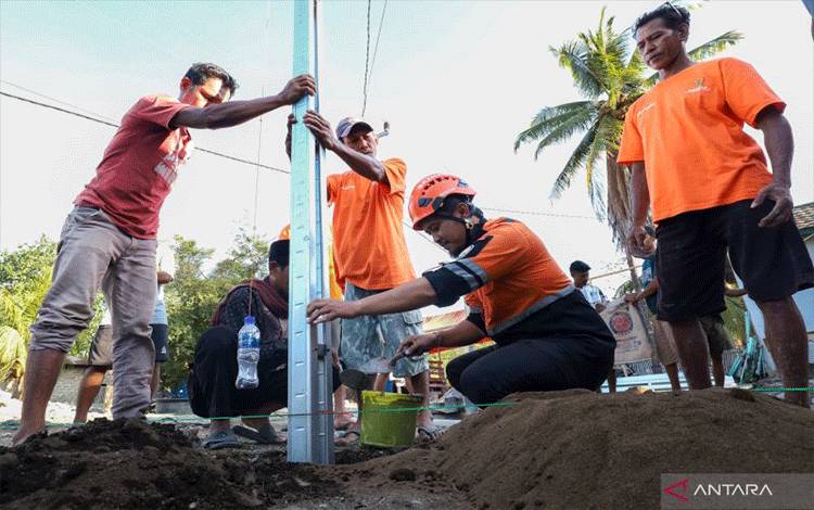 Baznas RI Bangun Masjid Darurat untuk Para Penyintas Gempa di NTT