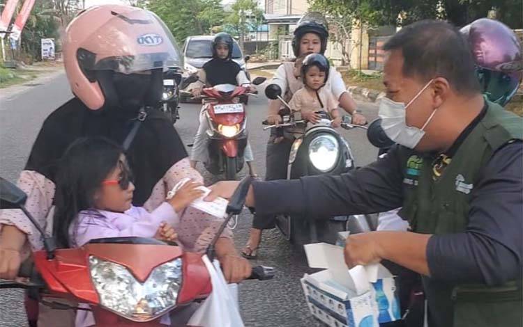 Kabut Asap Muncul Sore hingga Malam, Pemkab Kotim Siapkan Tambahan Masker