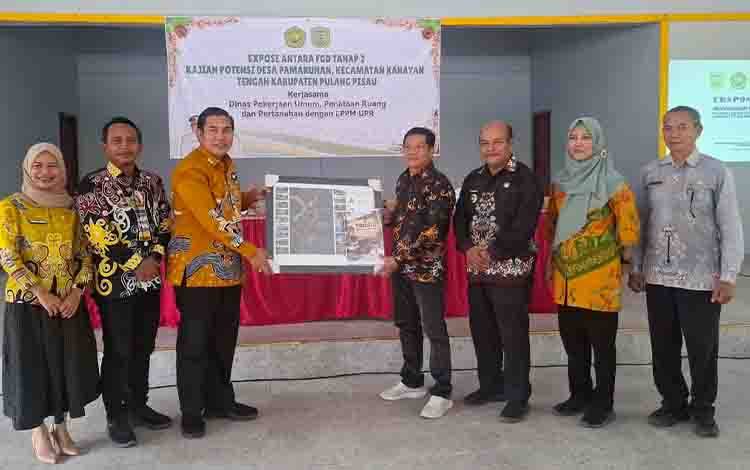 Wabup Ahmad Jayadikarta Buka FGD Kajian Potensi Desa Pamarunan