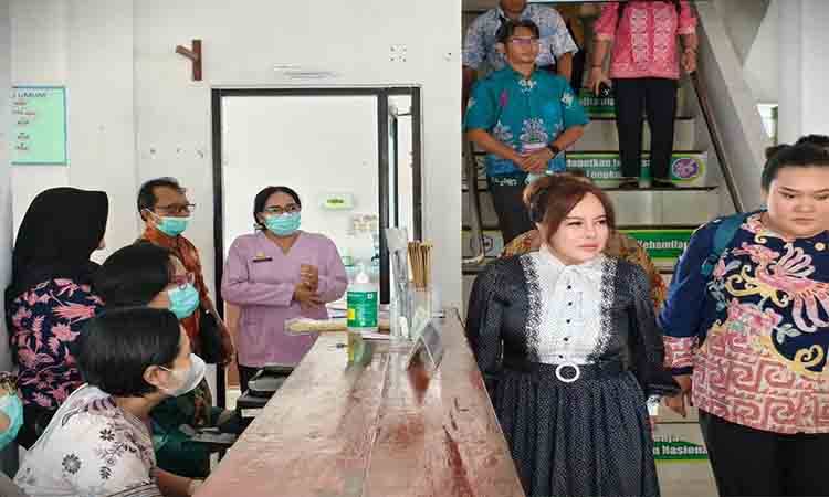 Reses ke Puskesmas Tangkiling, Faridawaty Dorong Rehab Bangunan dan Peningkatan Layanan Kesehatan