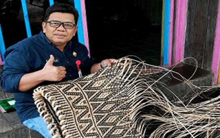 Dari Anyaman Rotan Menuju Produk Berkelas, IKM Barito Utara Terus Berinovasi