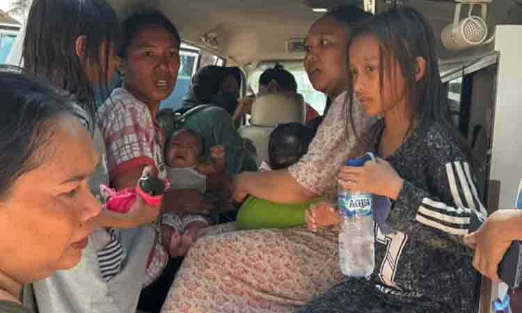 3 Bayi dan 1 Lansia Dievakuasi akibat Paparan Karhutla di Lembur Kuring Sampit