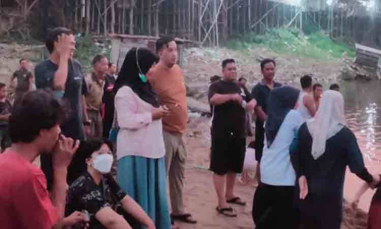 Bupati Lamandau Turun Langsung Pantau Pencarian Pemuda Tenggelam di Sungai Kujan