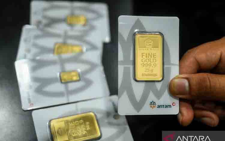 Harga Emas Antam Turun Rp30 Ribu per Gram jadi Rp2.640.000