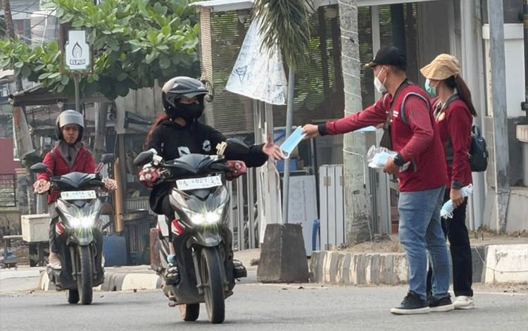 Kabut Asap Karhutla Mengancam Kesehatan, PPNI Bagikan 20.000 Masker