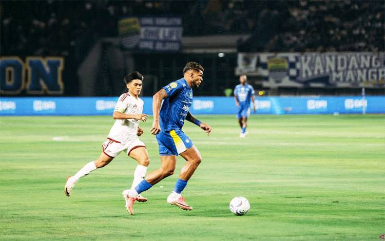 Persib Petik Kemenangan 3-1 pada Laga Perdana Lawan PSM Makassar