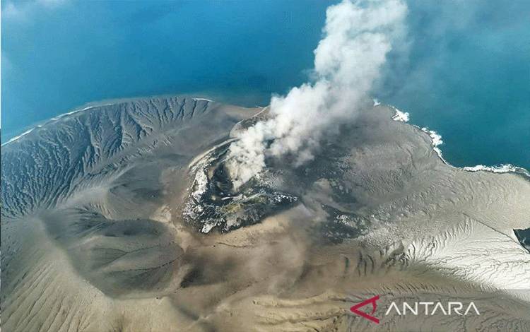 Badan Geologi: Erupsi Menerus Gunung Anak Krakatau Telah Berakhir