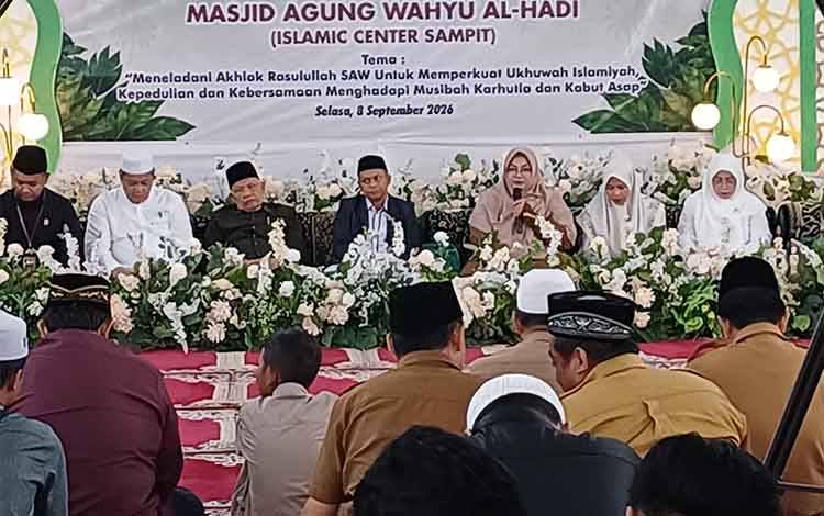 Peringati Maulid Nabi, Wabup Kotim Minta ASN Teladani Sifat Rasulullah dalam Melayani Masyarakat