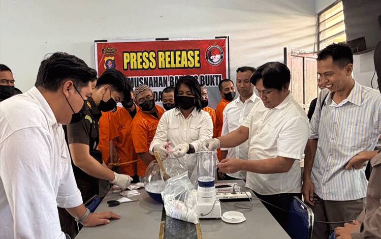 Satresnarkoba Polresta Palangka Raya Musnahkan 860,03 Gram Sabu dan 14,85 Gram Ekstasi