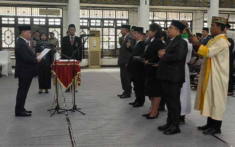 Bupati Kotim Geser 16 Jabatan Pimpinan Tinggi Pratama, Berikut Daftarnya