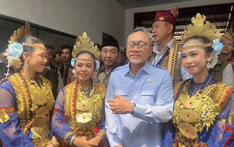 Menko Pangan: Mulai Oktober Warga Usia 17 Tahun Dibukakan Rekening BRI