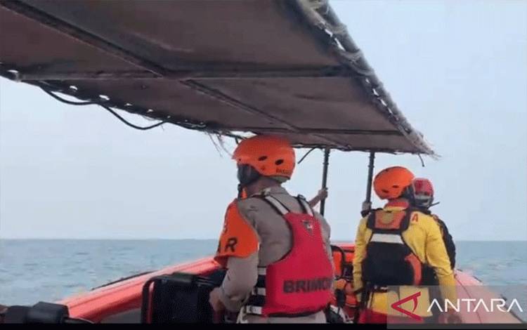 Tim SAR Kerahkan Jalur Laut-Udara Pencarian Jurnalis di Selat Sunda