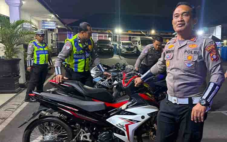 Satlantas Polres Kotim Amankan Puluhan Motor Knalpot Brong