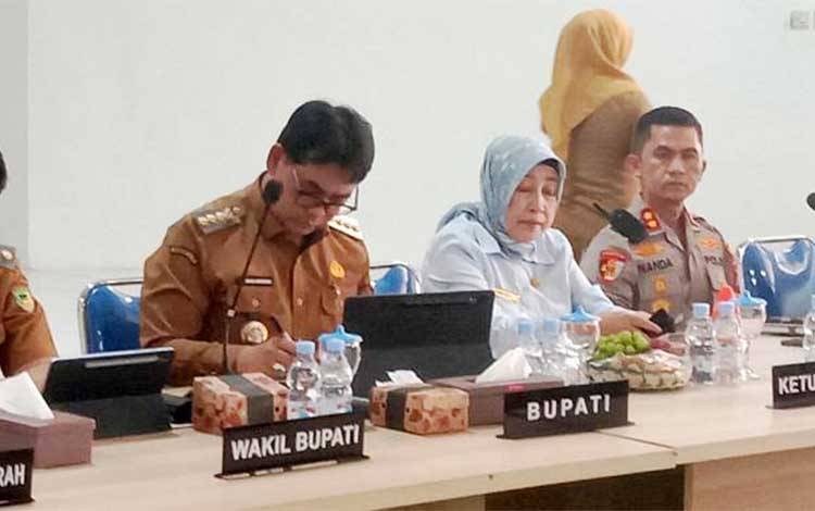 Ketua DPRD Barito Utara Dorong Sinergi dengan Perusahaan Perkuat Penanganan Karhutla