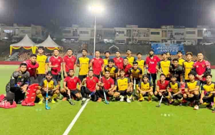 Timnas Hoki Lapangan Putra Indonesia Berangkat ke Jepang